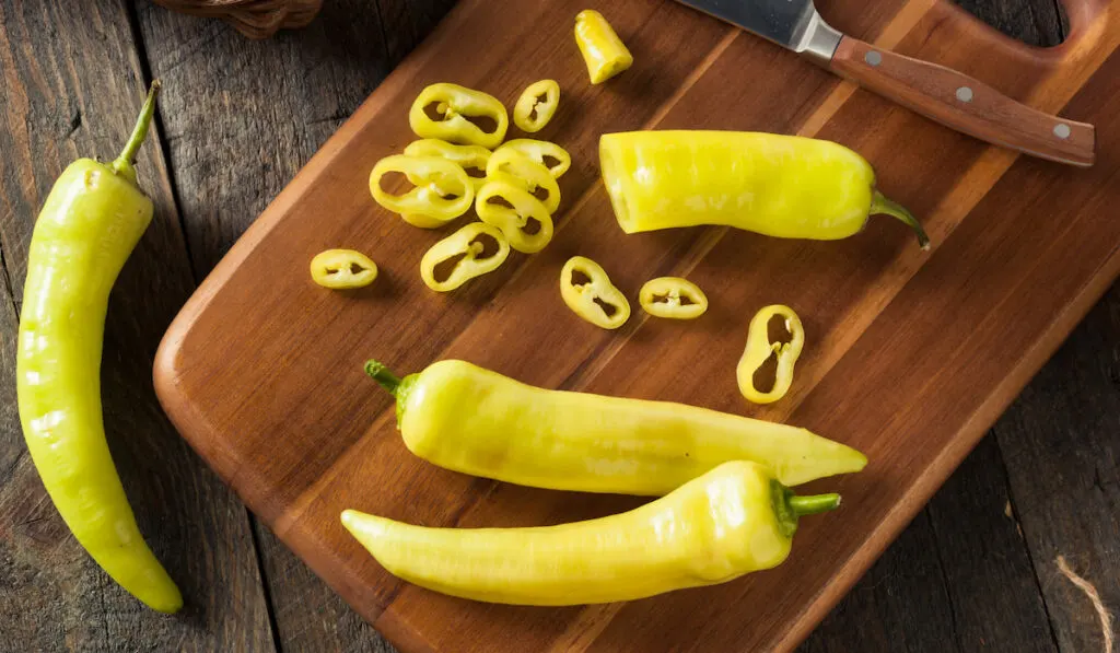 organic yellow banana peppers
