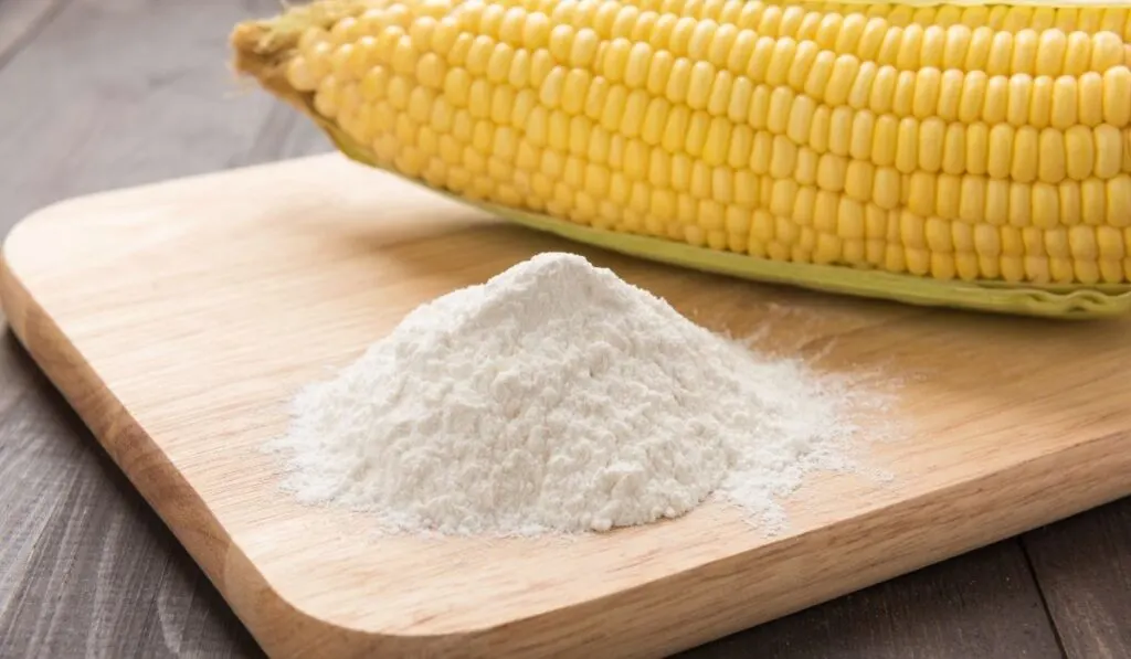 flour corn with flour on the chopping board - ss220324
